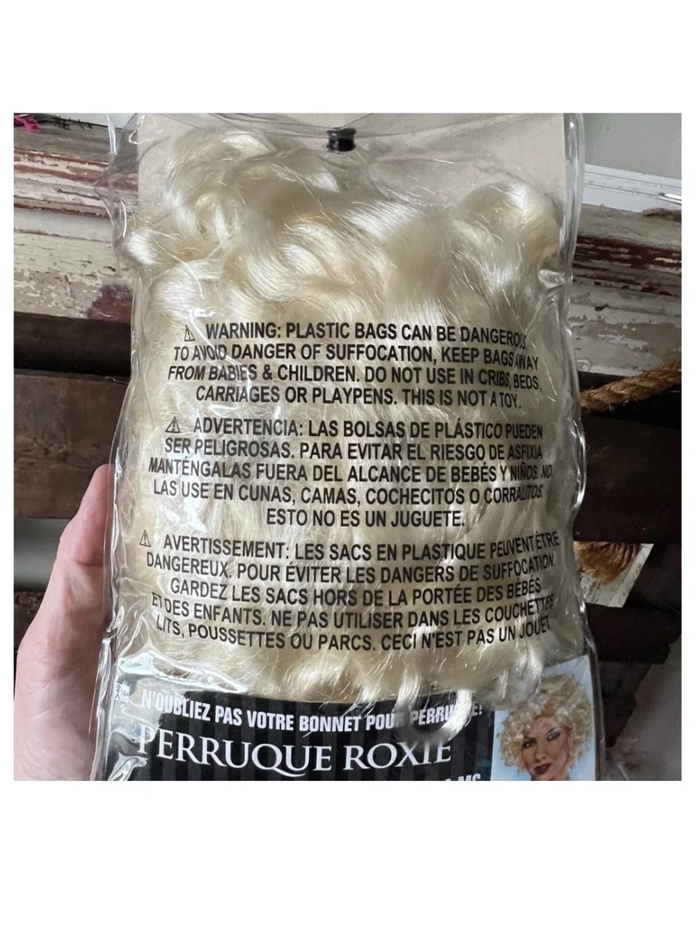 NEW Roxie Blonde Wig